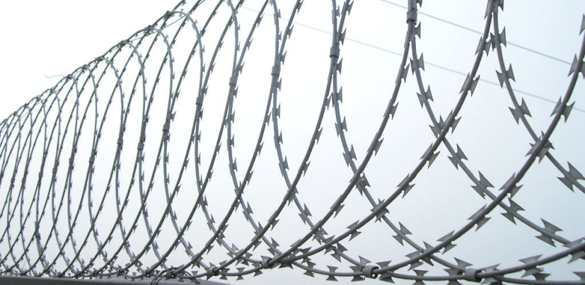 Düzlemsel Jiletli Tel